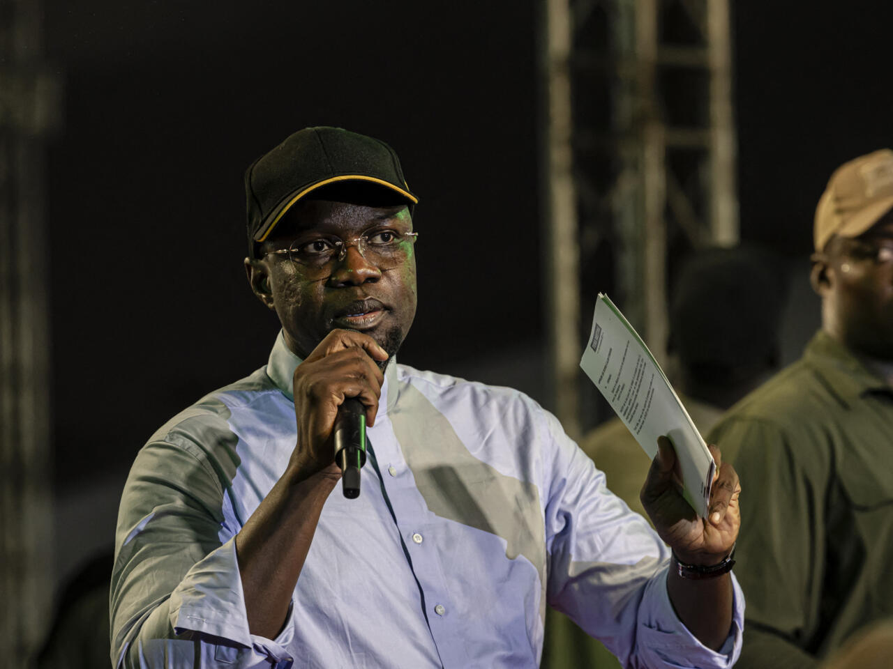 Sénégal : Sonko menace de renverser le gouvernement et durcit le bras de fer avec Diomaye Faye