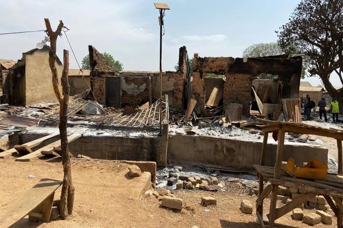 Nigeria : une attaque attribuée à Lakurawa frappe plusieurs villages de l’État du Niger